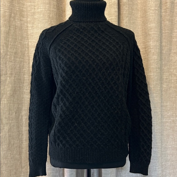 Women’s Charcoal Gray Yak/Wool Cable knit  Turtleneck Sweater- Vince - Picture 1 of 1